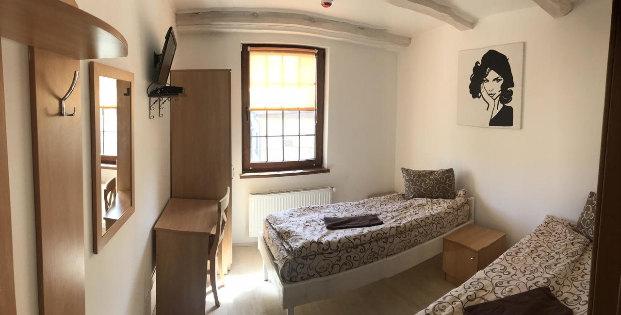 Coin Otel