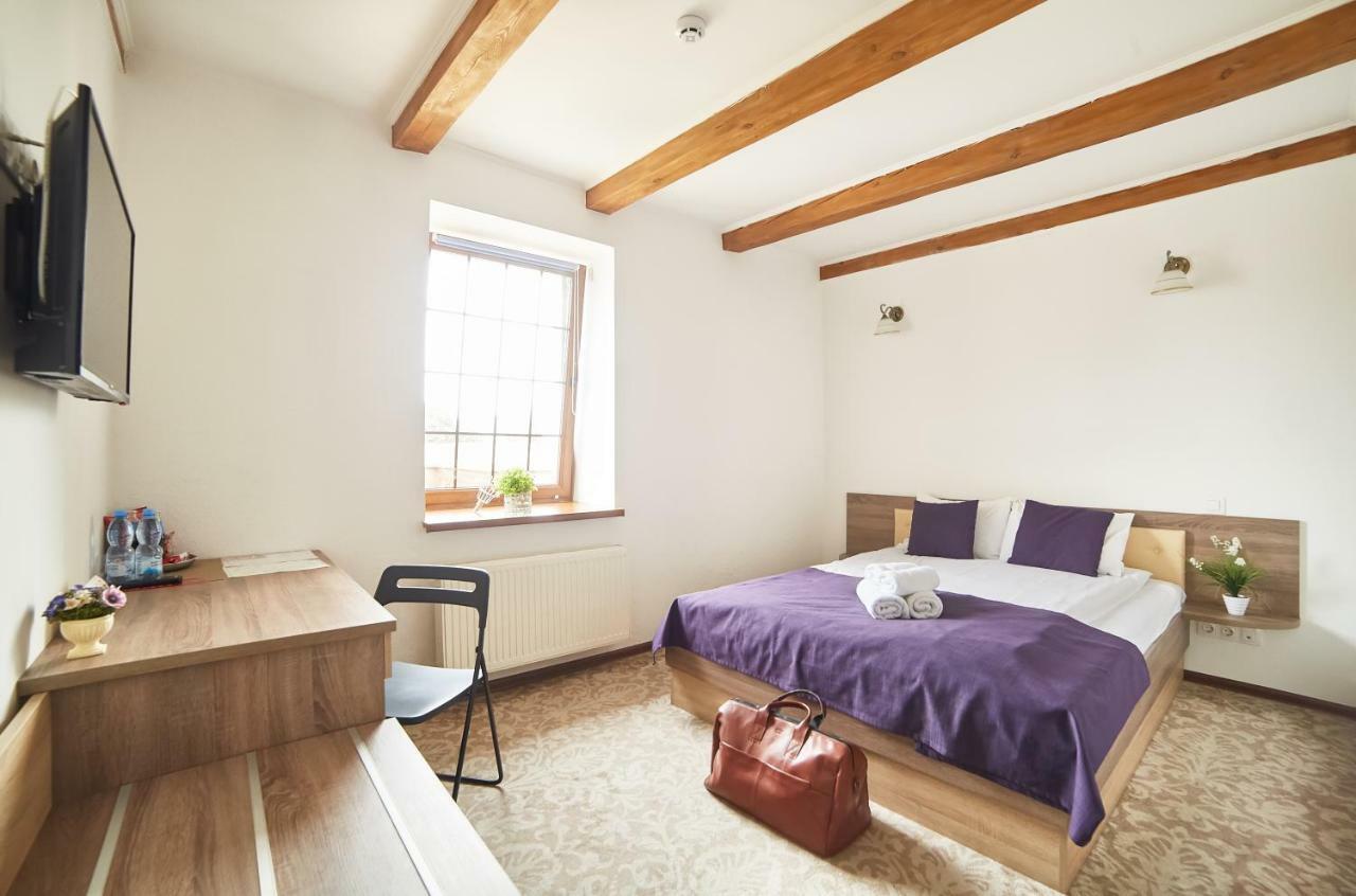 Otel Coin 3*