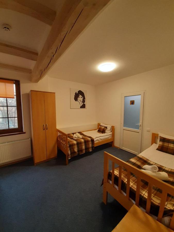 Otel Coin
